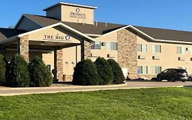 Boulders Inn Okoboji